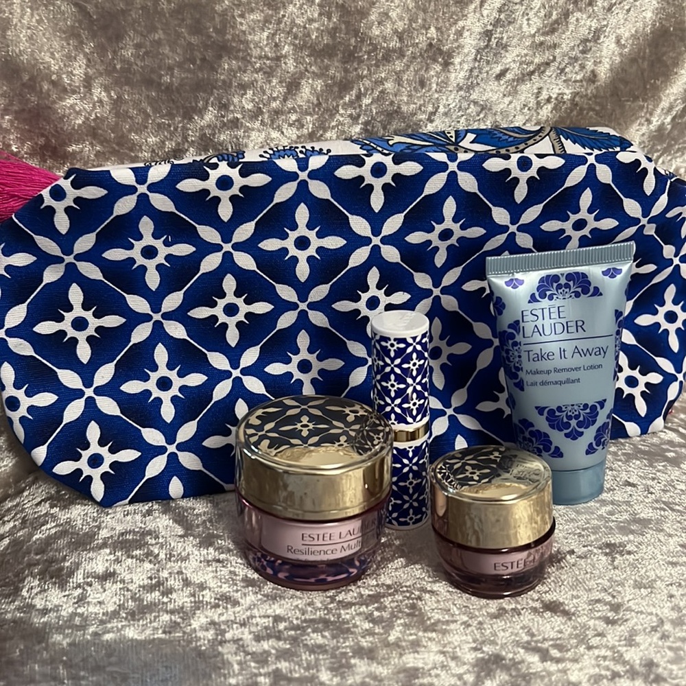 Estée Lauder Bundle - Picture 2 of 6